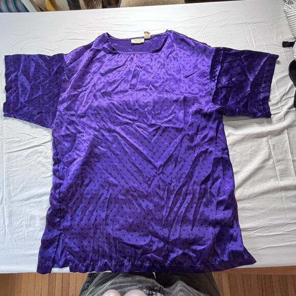 Vintage Victorias Secret Womens Satin Sleep Shirt Medium Gold Label - Picture 1 of 4